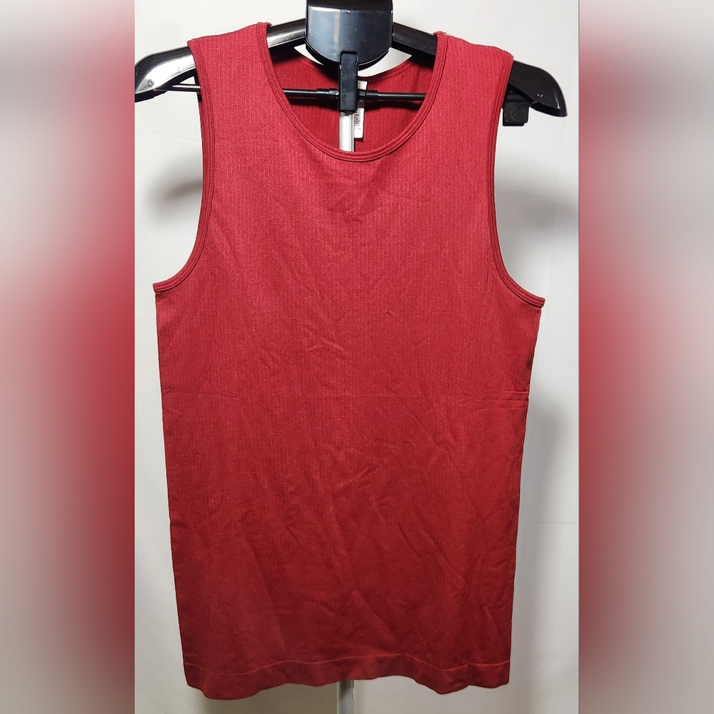 ZYIA Brick Parallel Tank Top with Classic Crew Neck-Size XXL